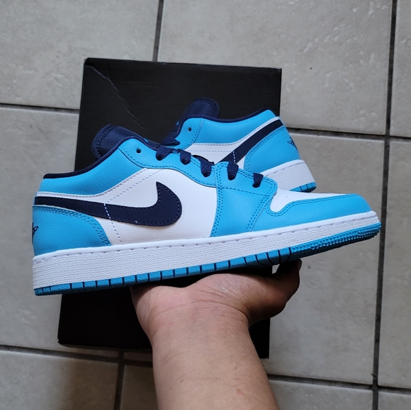 Jordan 1 low GS UNC Different sizes - Picture 3 of 11